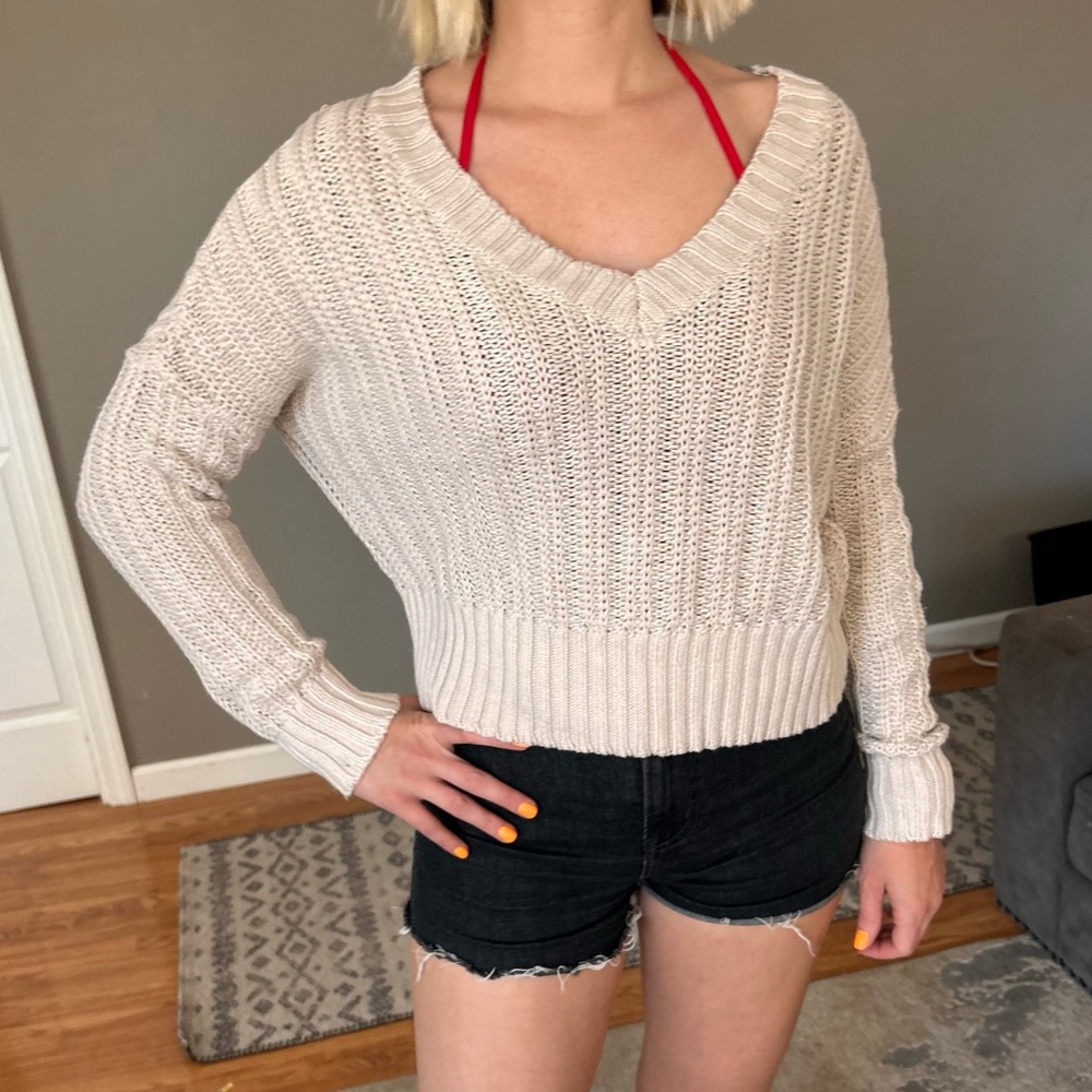 Aeropostale cream ribbed semi cropped long sleeve knit sweater small